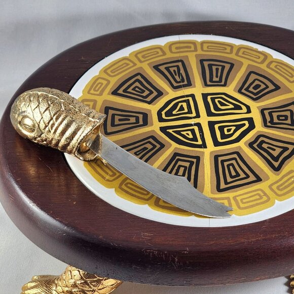 Vintage Turtle Cheeseboard with Knife Wood Tile MCM 70s Retro Novelty Kitschy - Picture 7 of 11